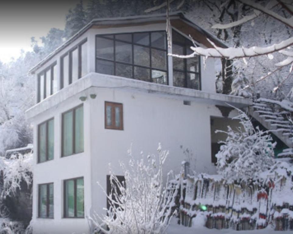Xra Cottage Joshīmath エクステリア 写真